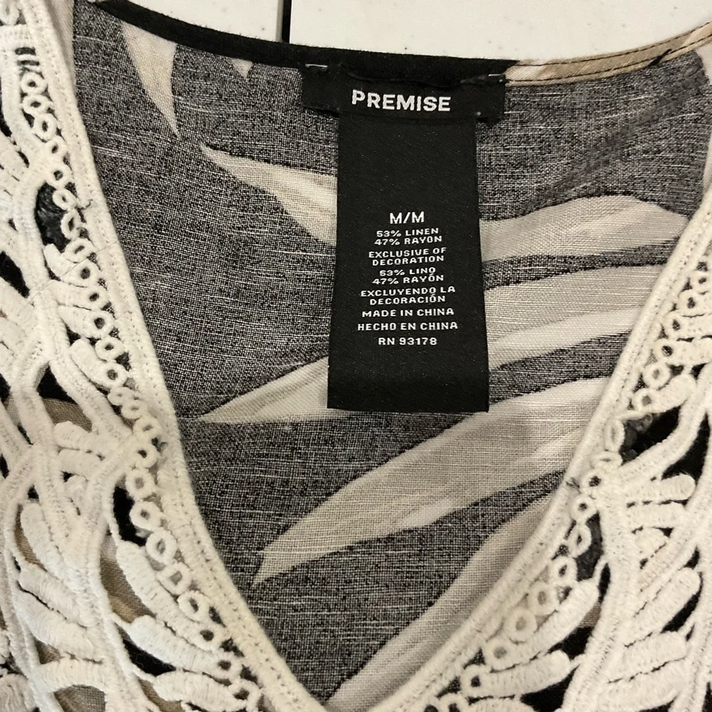 Premise Linen Blend Tunic Black/Tan Lace Palm Leaves V-neck Boho Women’s Medium